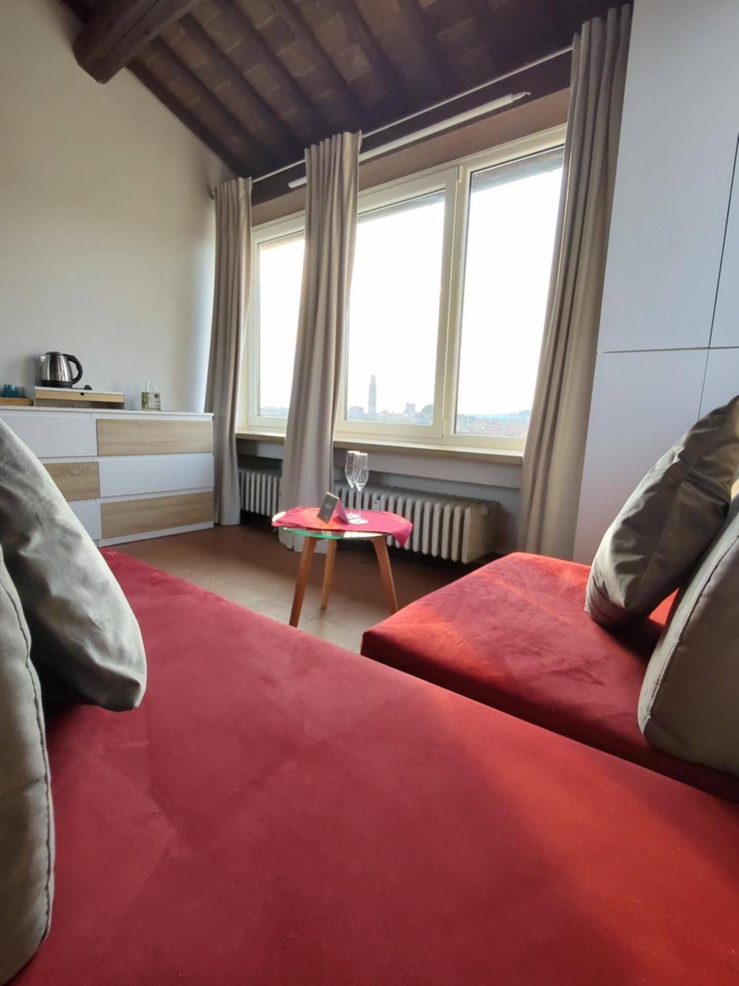 Relax & Verona